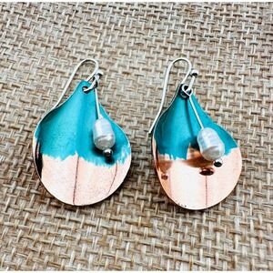 Copper Alloy & Teal Blue Earrings‎ with a Faux Freshwater Pearl
